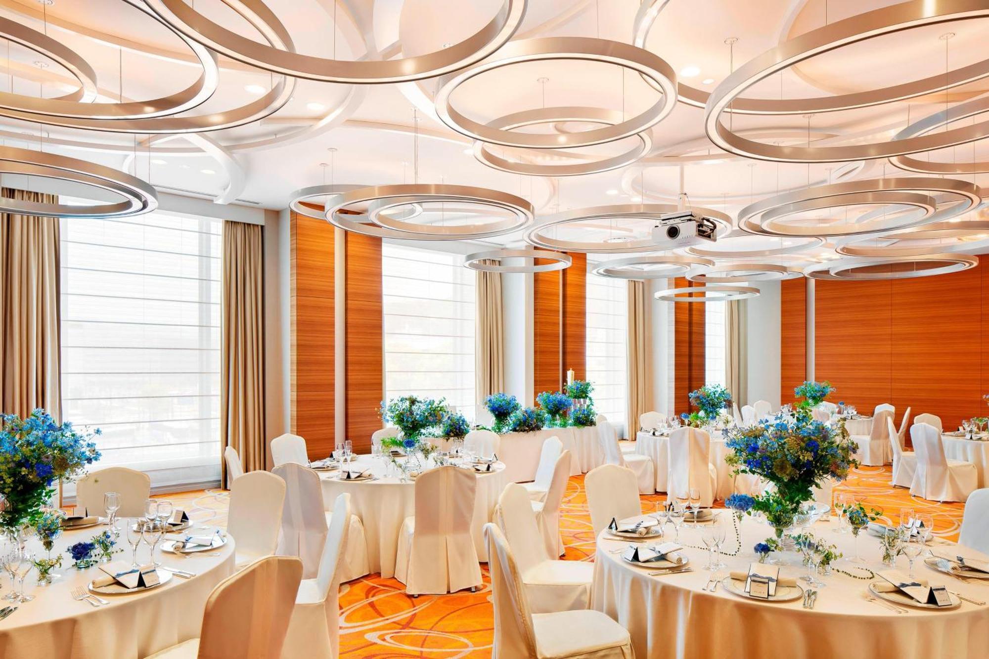 Sheraton Grand Hiroshima Hotel Екстер'єр фото The ballroom