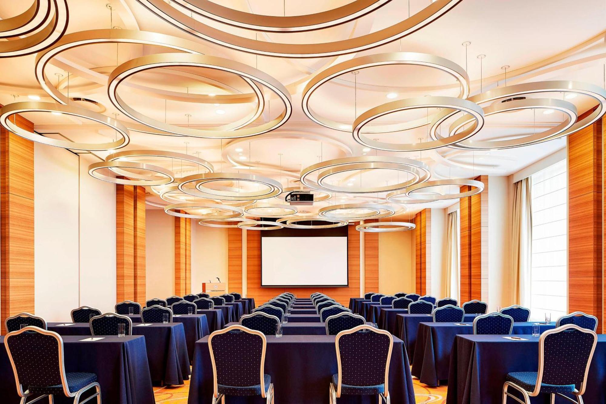 Sheraton Grand Hiroshima Hotel Екстер'єр фото The main conference room